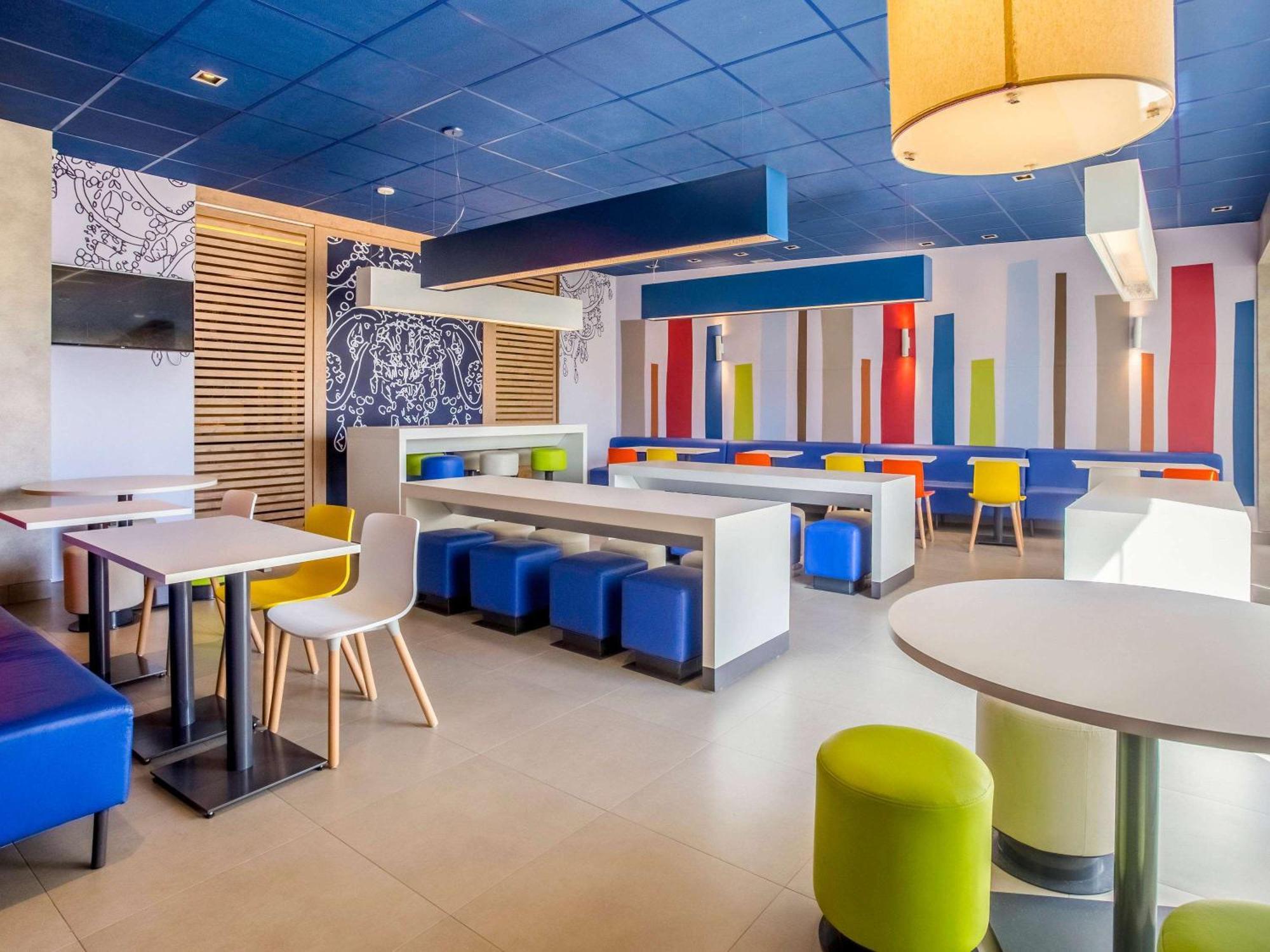 ibis budget Uberlândia Exterior foto