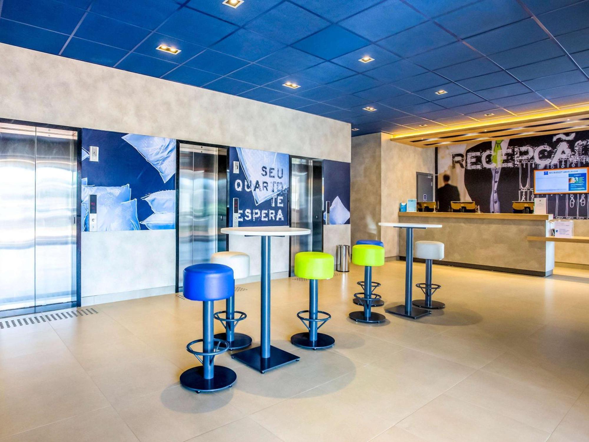 ibis budget Uberlândia Exterior foto